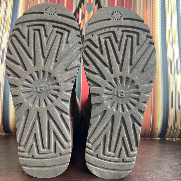 UGG Women's Classic Short II   Size  5  (EXCELLENT CONDITION) Burnt Cedar - Picture 6 of 12